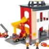 BRIO Große Feuerwehrstation Mit Einsatzfahrzeug